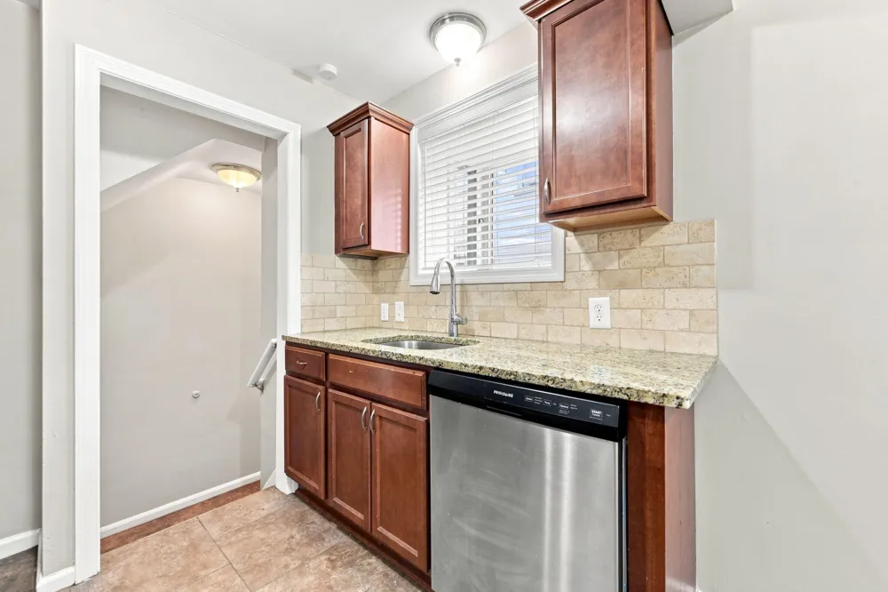 451 Waverly Street Dearborn, MI 48128