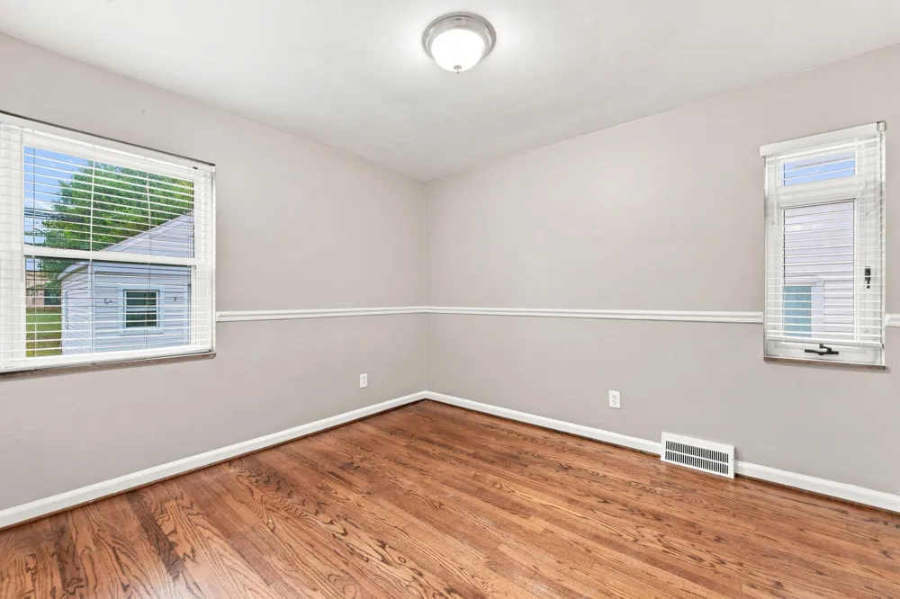 451 Waverly Street Dearborn, MI 48128