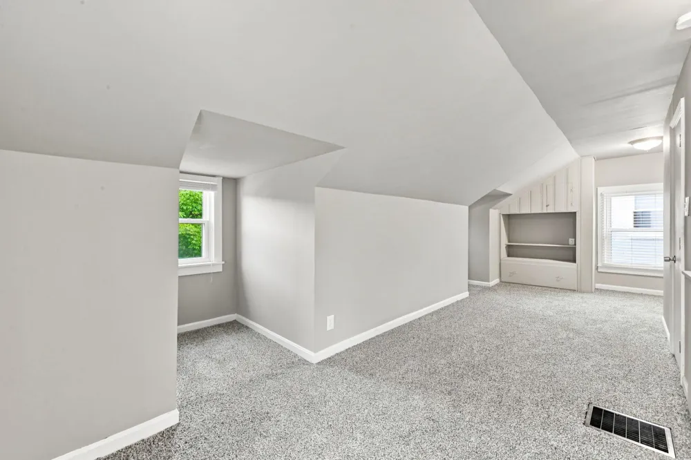451 Waverly Street Dearborn, MI 48128
