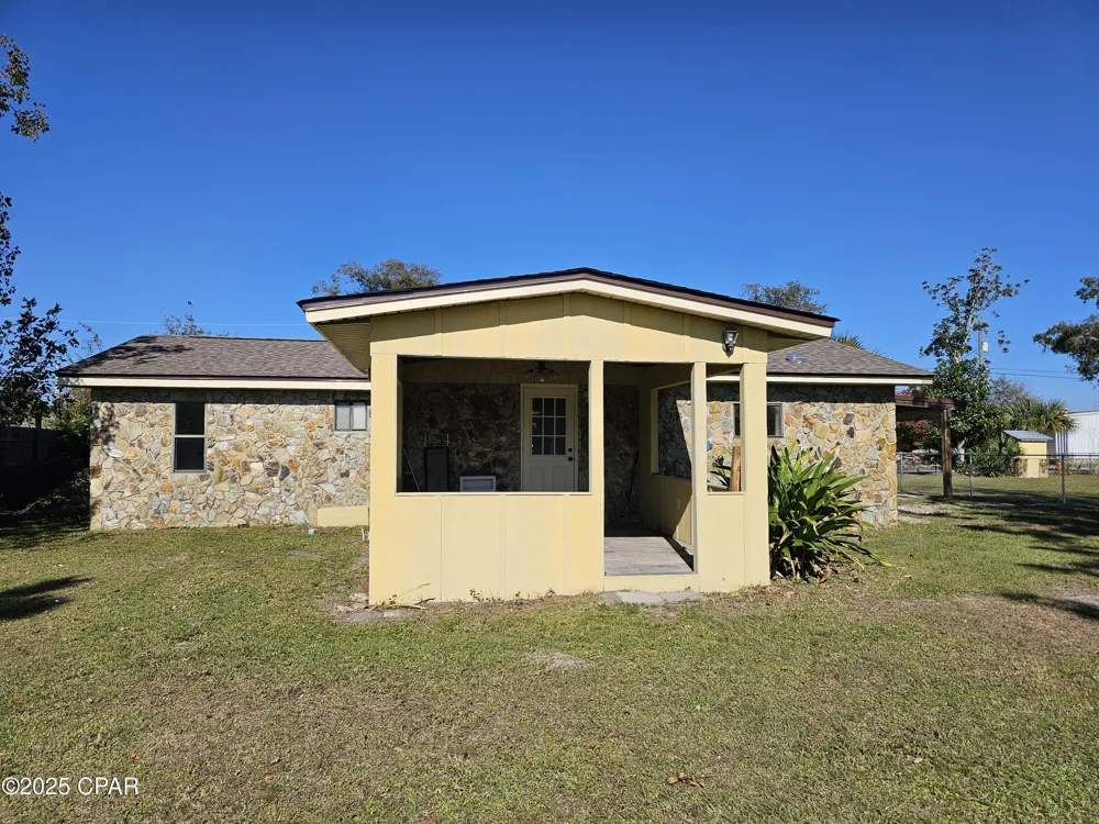 1014 E 26th Street Panama City, FL 32405