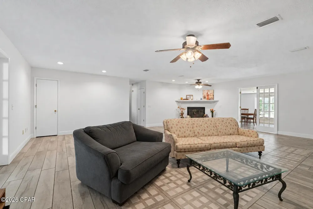 2742 E Highway 390 Panama City, FL 32405