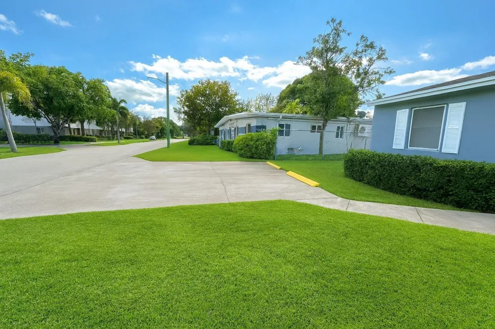 741 NW 10th Terrace Fort Lauderdale, FL 33311