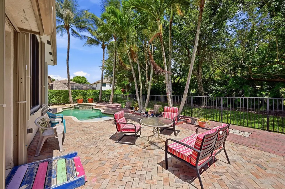10340 Trianon Place Wellington, FL 33449