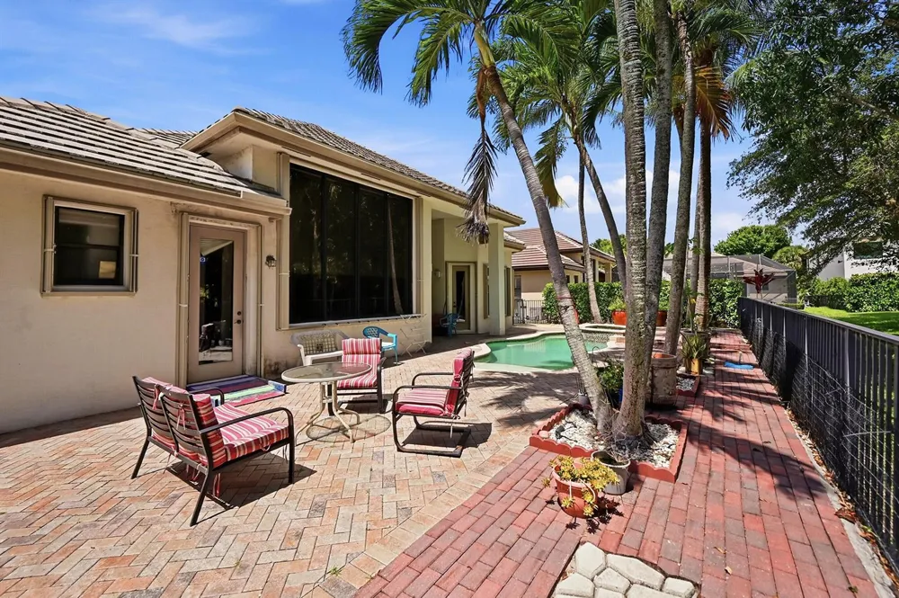 10340 Trianon Place Wellington, FL 33449