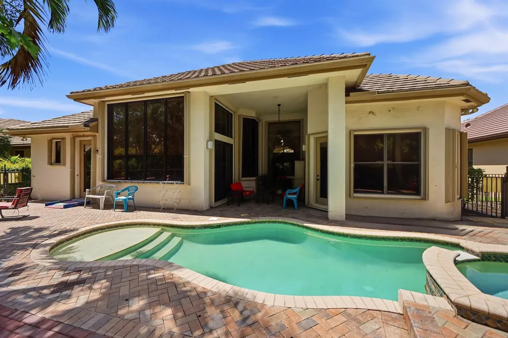 10340 Trianon Place Wellington, FL 33449