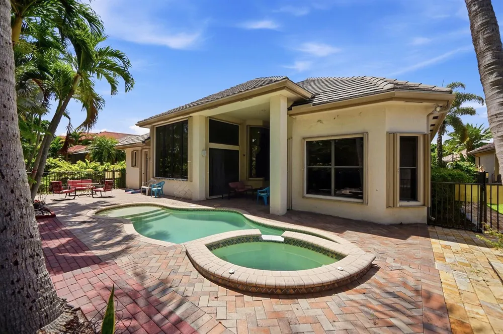 10340 Trianon Place Wellington, FL 33449
