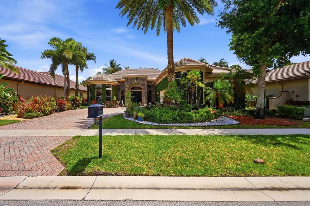 10340 Trianon Place Wellington, FL 33449