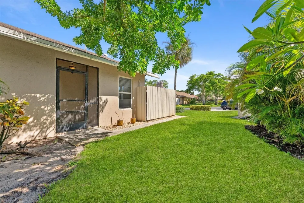 191 SE 1st Circle Boynton Beach, FL 33435