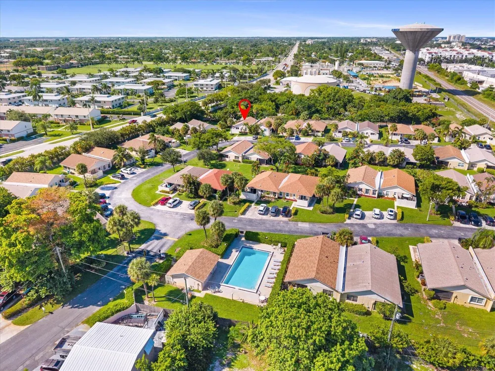 191 SE 1st Circle Boynton Beach, FL 33435