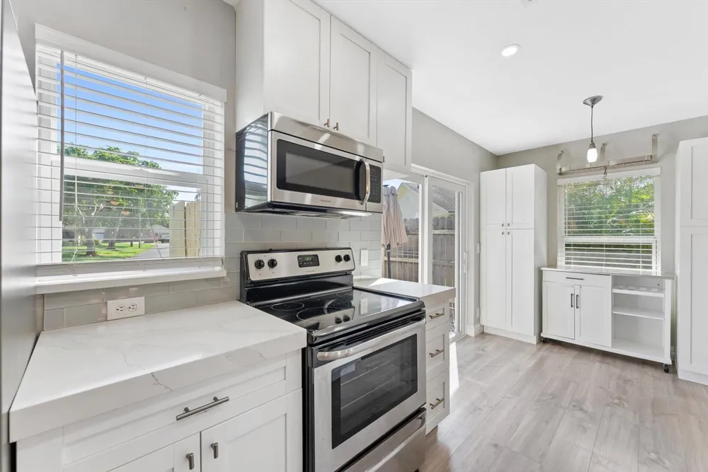 191 SE 1st Circle Boynton Beach, FL 33435