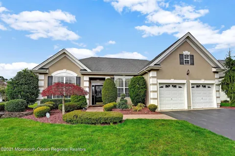 41 Portchester Drive