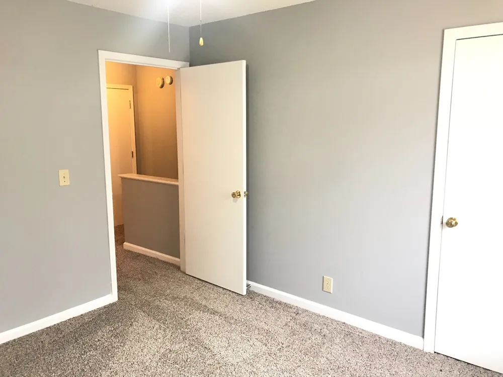 2455 W Wilson Rd #4 Clarksville, TN 37043