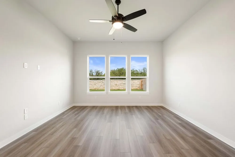 10716 Worth Lane Manor, TX 78653