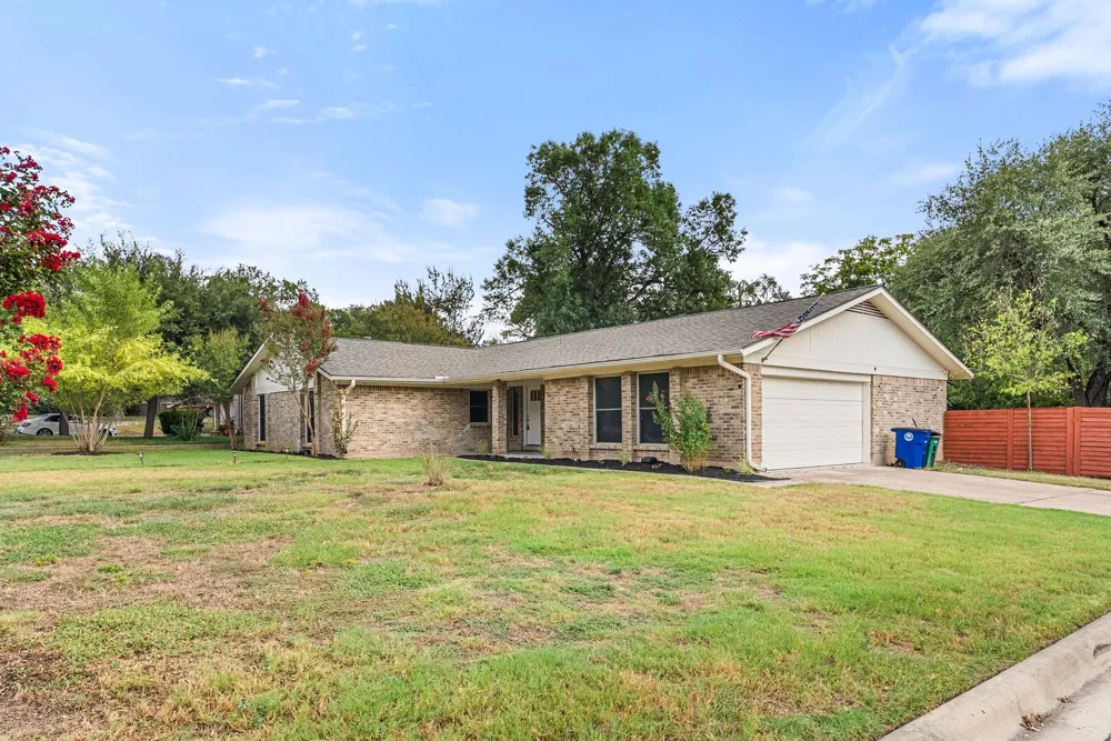 2705 Harrowden Drive Austin, TX 78727