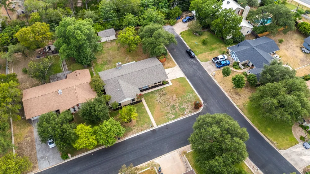 2705 Harrowden Drive Austin, TX 78727