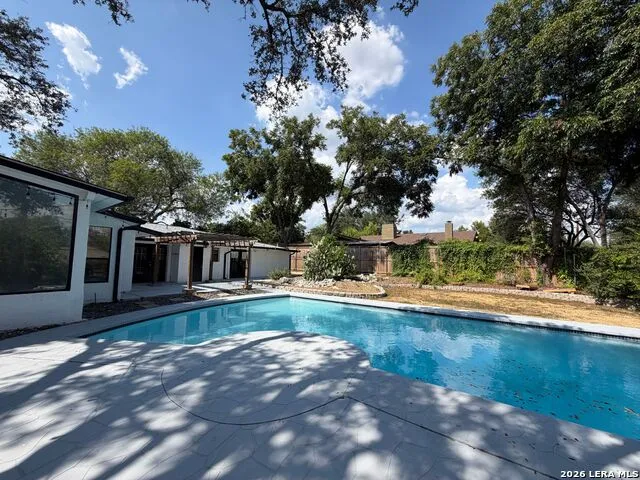 106 BRIARCLIFF DR Castle Hills, TX 78213