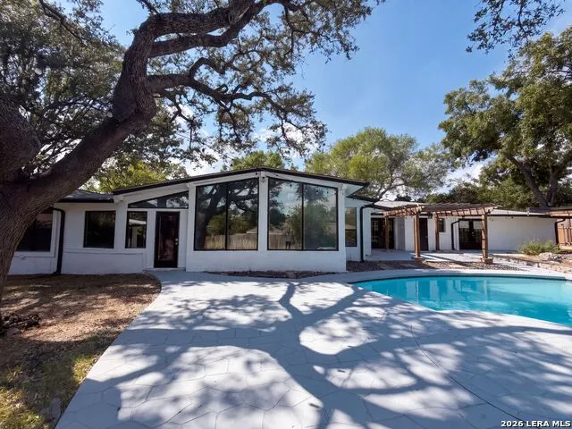 106 BRIARCLIFF DR Castle Hills, TX 78213