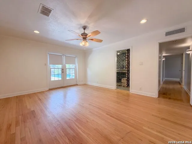 106 BRIARCLIFF DR Castle Hills, TX 78213