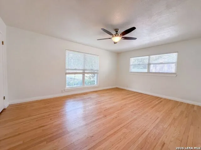 106 BRIARCLIFF DR Castle Hills, TX 78213