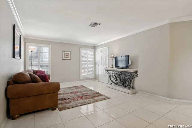 5359 FREDERICKSBURG RD #610 San Antonio, TX 78229