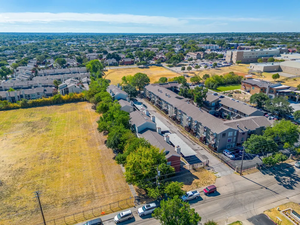 7126 Holly Hill Drive Dallas, TX 75231