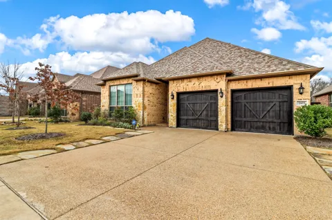 1603 Trowbridge Circle