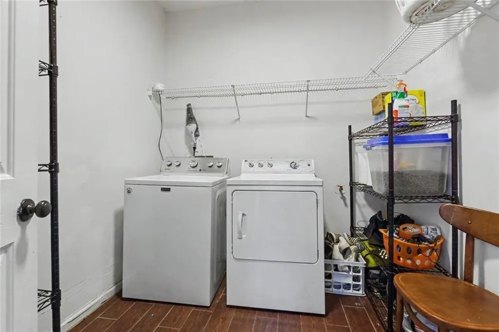 1080 Olde Roswell Grove Roswell, GA 30075