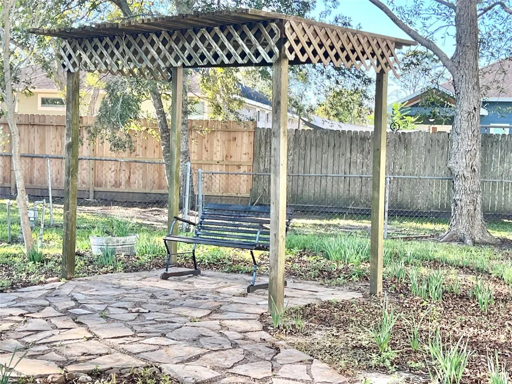 3806 Peck Street Santa Fe, TX 77517