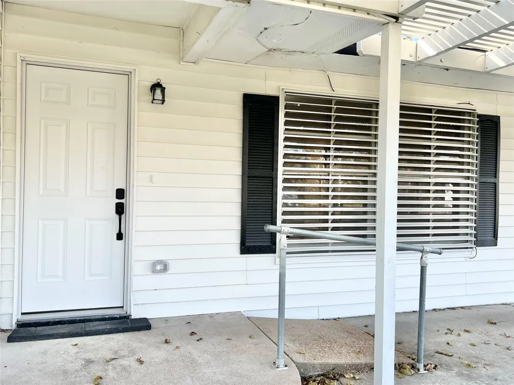 3806 Peck Street Santa Fe, TX 77517