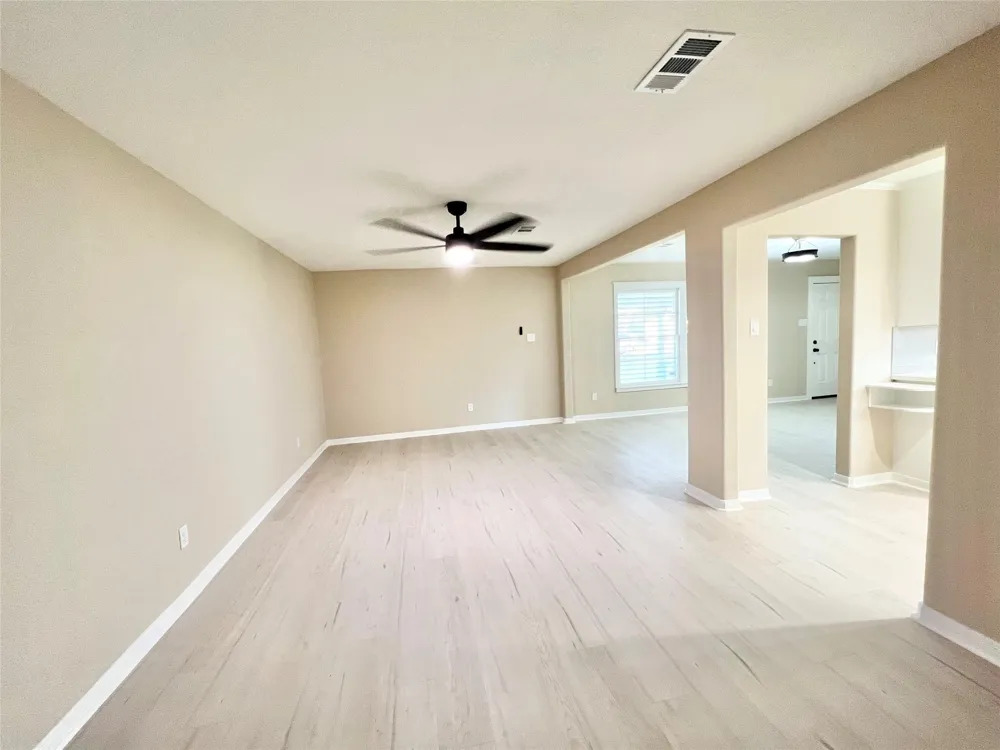 3806 Peck Street Santa Fe, TX 77517
