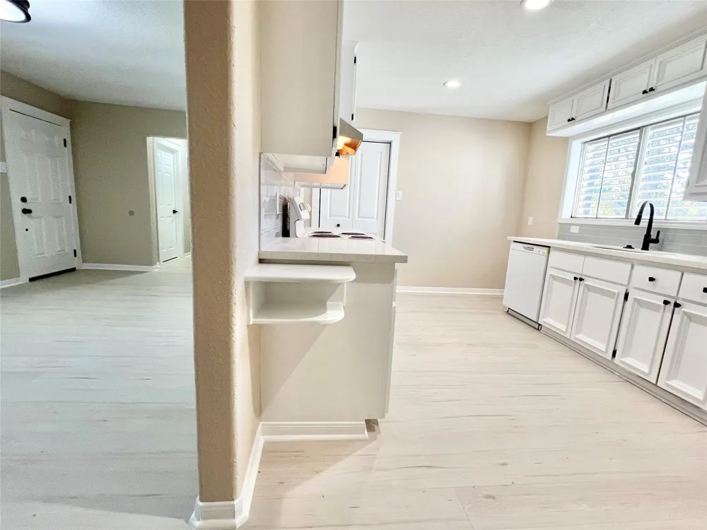3806 Peck Street Santa Fe, TX 77517