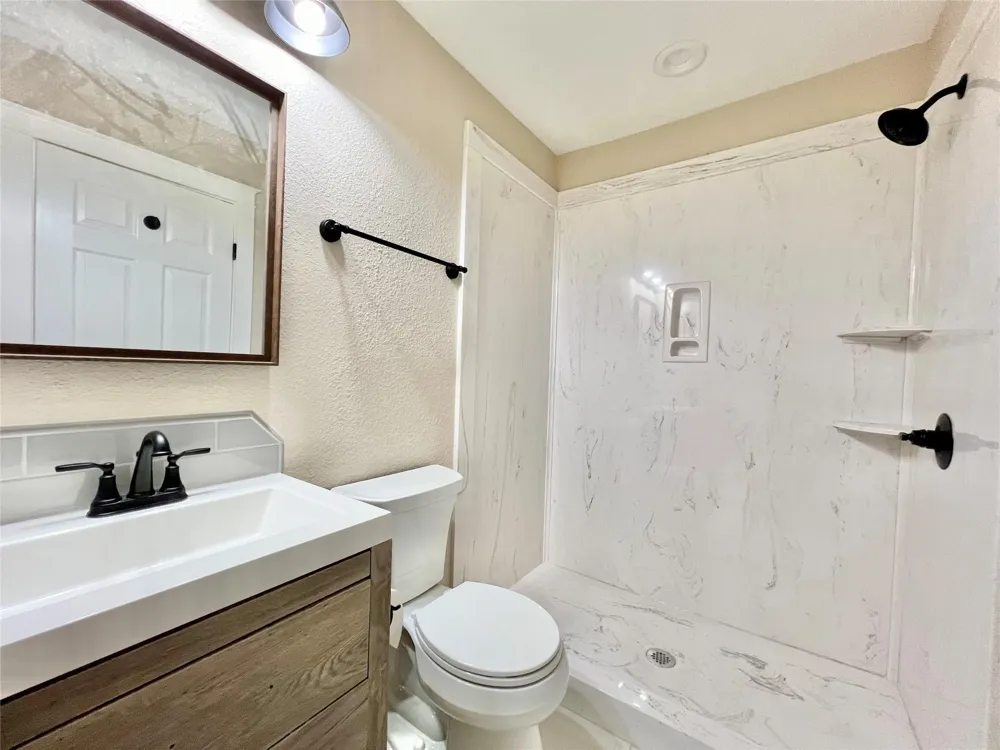 3806 Peck Street Santa Fe, TX 77517