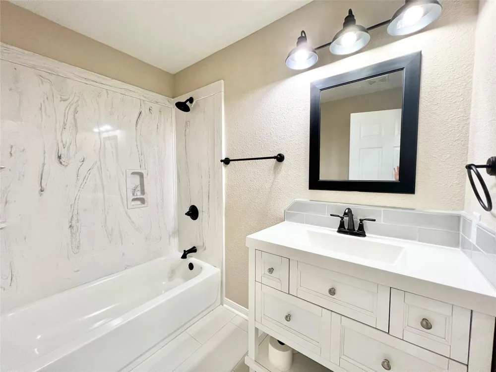 3806 Peck Street Santa Fe, TX 77517
