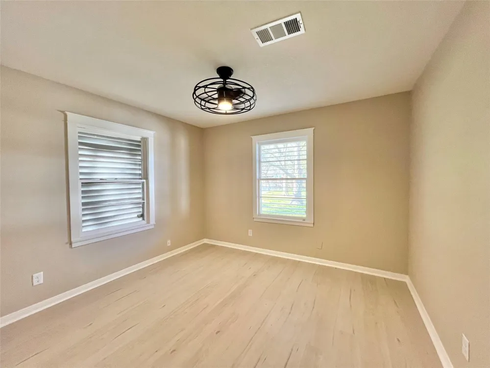3806 Peck Street Santa Fe, TX 77517