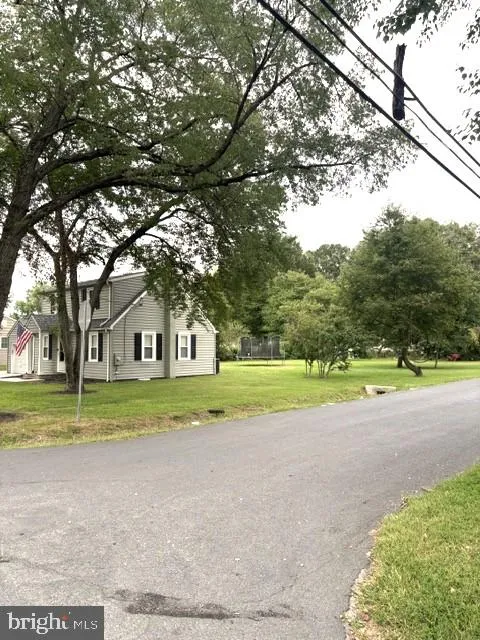19 BROOKFIELD ROAD Pasadena, MD 21122