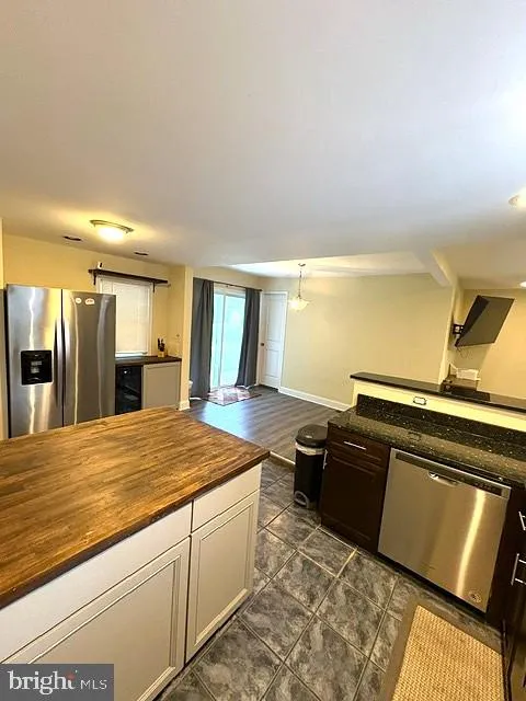 19 BROOKFIELD ROAD Pasadena, MD 21122