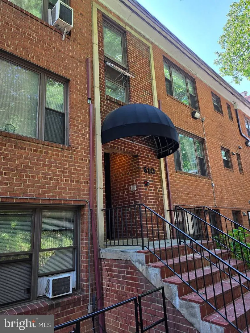 610 KENNEBEC AVENUE #104 Takoma Park, MD 20912