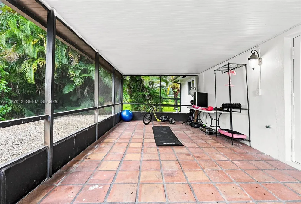13402 SW 29th St Davie, FL 33330