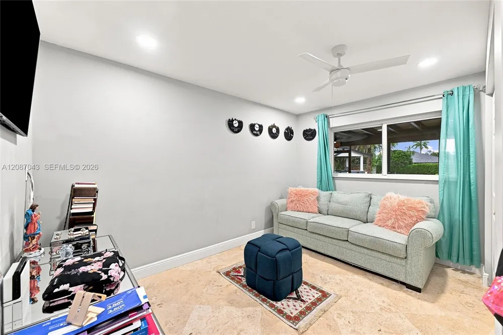 13402 SW 29th St Davie, FL 33330