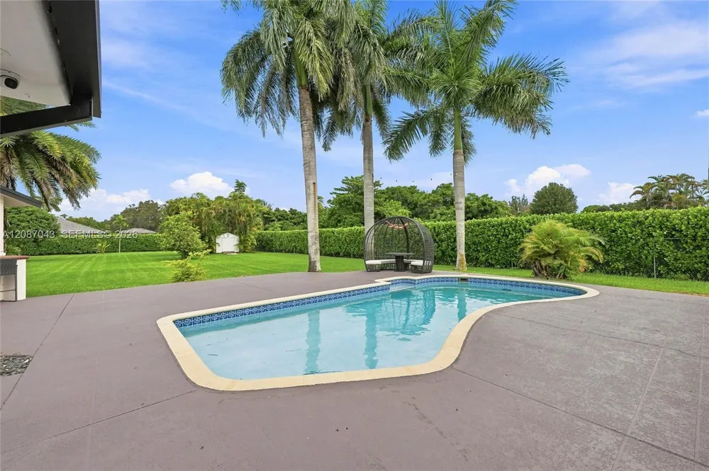 13402 SW 29th St Davie, FL 33330