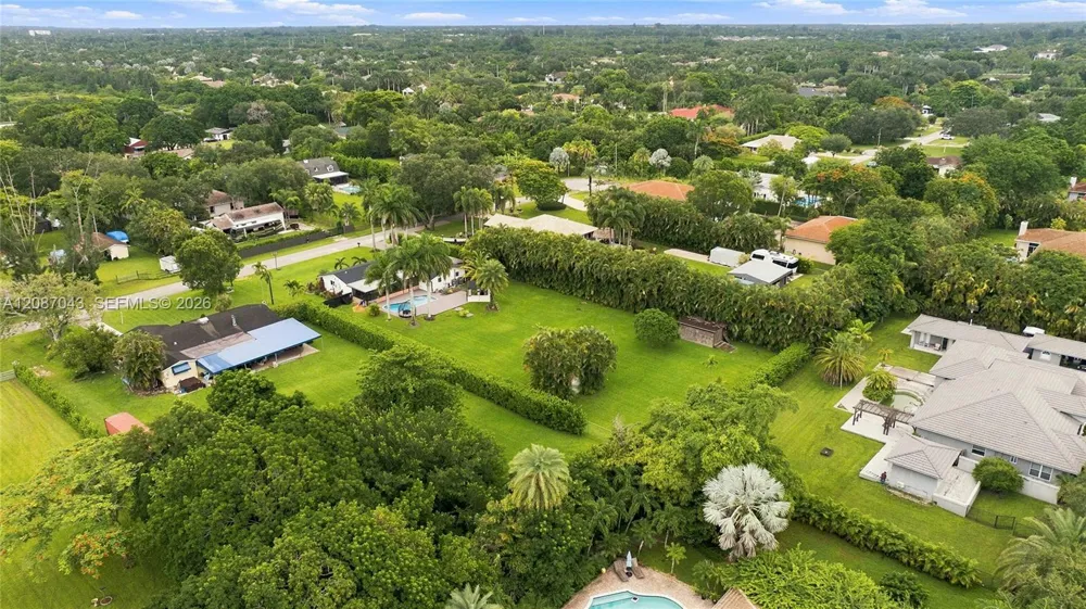 13402 SW 29th St Davie, FL 33330