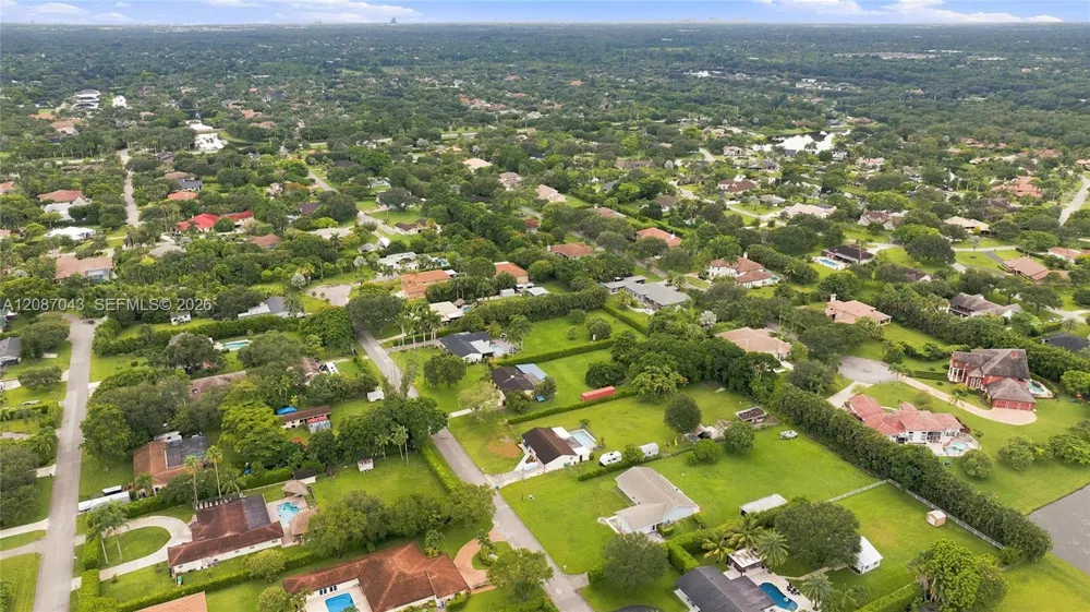 13402 SW 29th St Davie, FL 33330