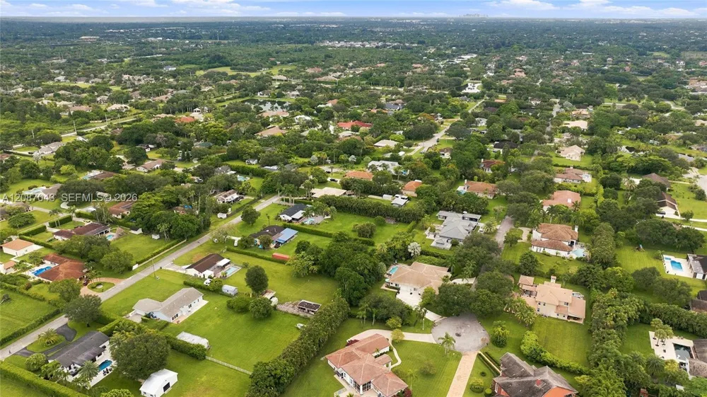 13402 SW 29th St Davie, FL 33330