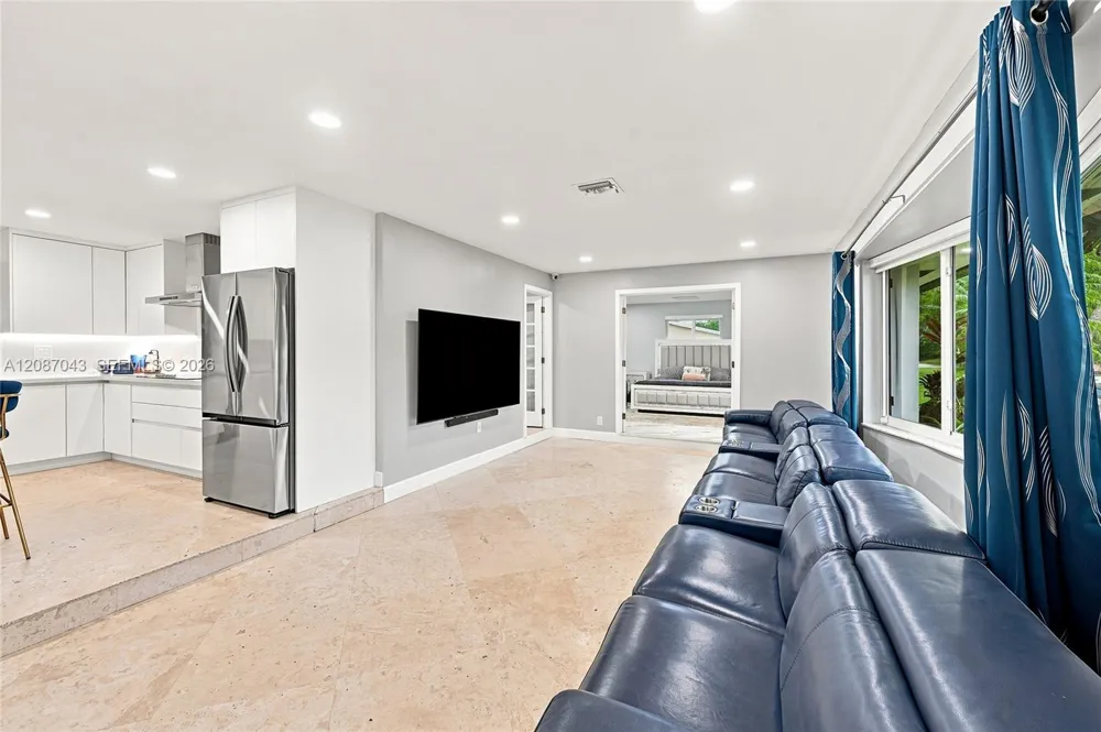 13402 SW 29th St Davie, FL 33330