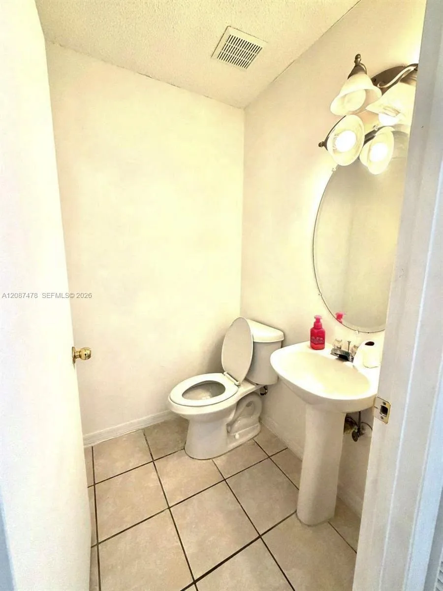 17969 SW 140th Ct #0 Miami, FL 33177