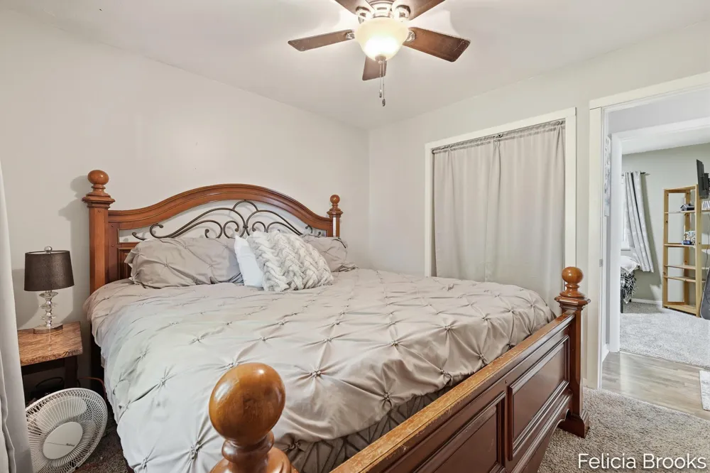 457 Parkside Avenue NW Grand Rapids, MI 49534