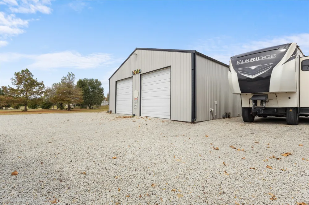 420781 1143 ROAD Eufaula, OK 74432