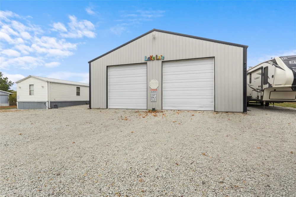 420781 1143 ROAD Eufaula, OK 74432