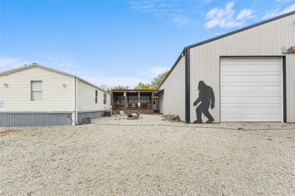 420781 1143 ROAD Eufaula, OK 74432