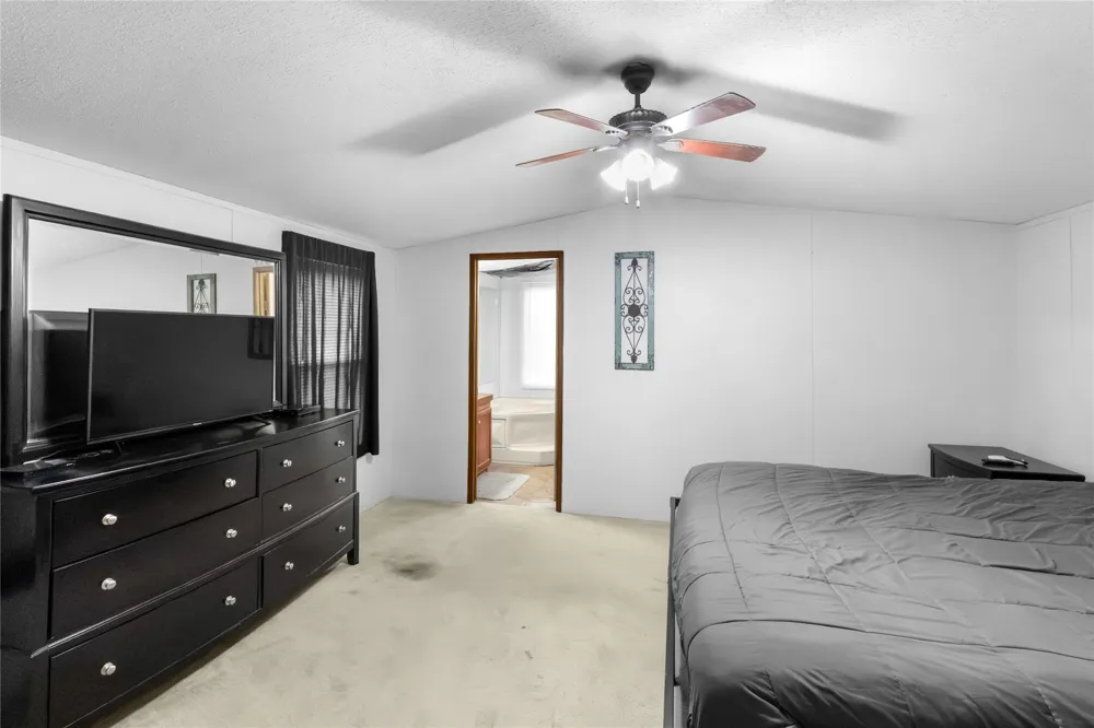 420781 1143 ROAD Eufaula, OK 74432